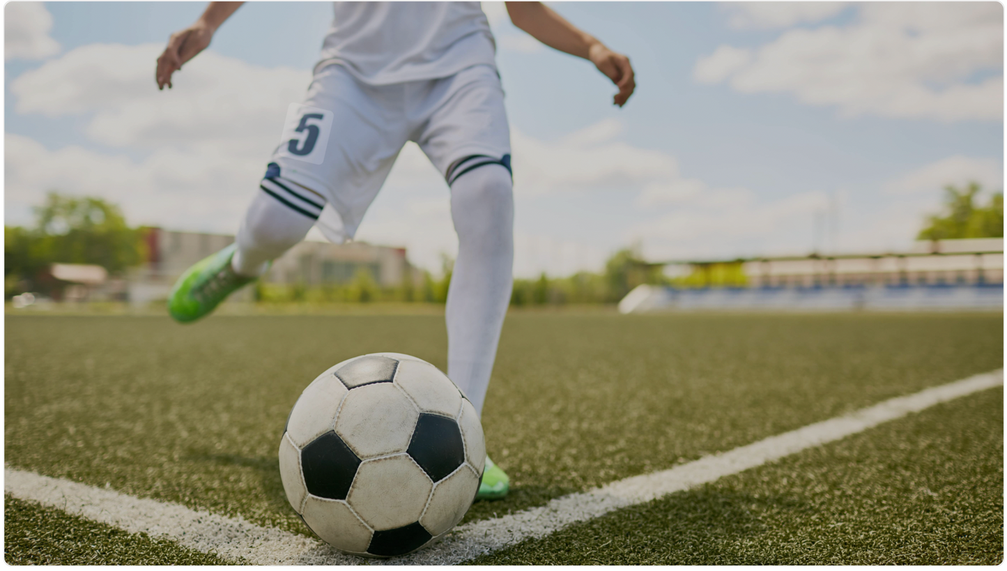 4x Individuālie futbola treniņi (grupās līdz 6 cilvēki)